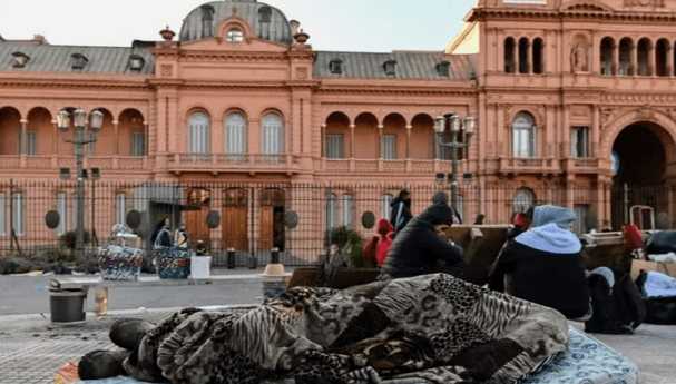 Murió una beba de tres meses en la puerta de la Casa&nbsp;Rosada