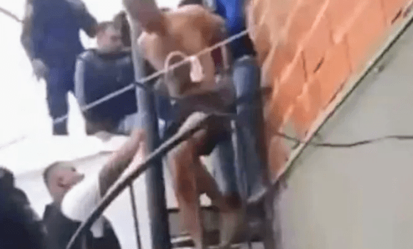 Vecinos les dieron una paliza a dos&nbsp;ladrones