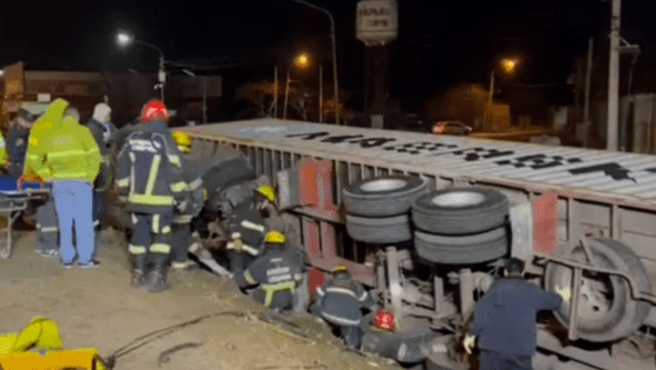 Un camión aplastó a un&nbsp;auto