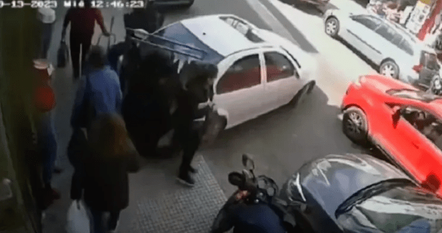 Estacionó marcha atrás y mató a una&nbsp;mujer